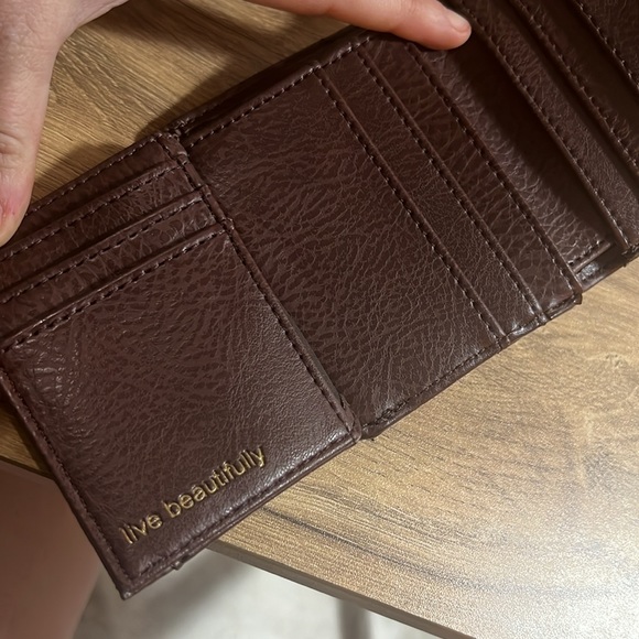 Matt & Nat Brown Wallet - Picture 9 of 9